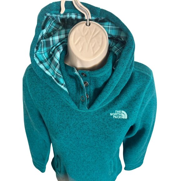 The North Face Crescent Fleece Hoodie Size Medium Pockets Snap High Neck EUC - Picture 5 of 11